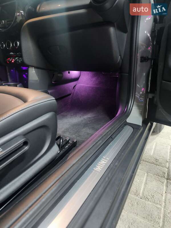 Хетчбек MINI Cooper 2019 в Києві фото 36 Хетчбек MINI Cooper 2019 в Києві