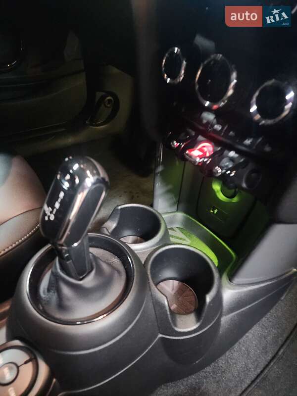 Хетчбек MINI Cooper 2019 в Києві фото 54 Хетчбек MINI Cooper 2019 в Києві