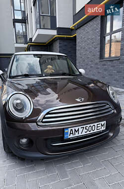 Хэтчбек MINI Cooper 2011 в Житомире