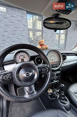 Хэтчбек MINI Cooper 2011 в Житомире