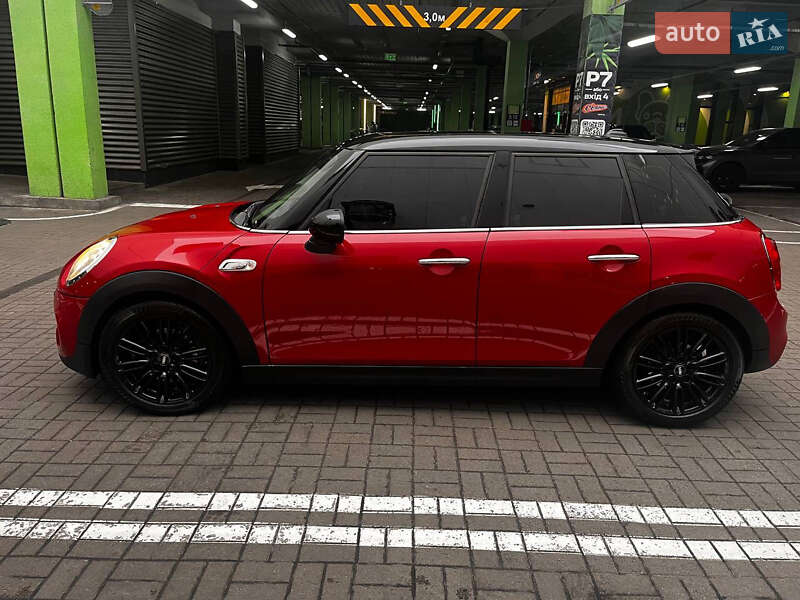 Хэтчбек MINI Cooper 2016 в Киеве фото 10 Хэтчбек MINI Cooper 2016 в Киеве