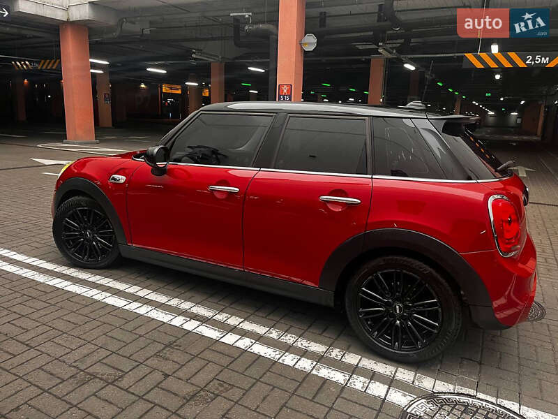 Хэтчбек MINI Cooper 2016 в Киеве фото 12 Хэтчбек MINI Cooper 2016 в Киеве