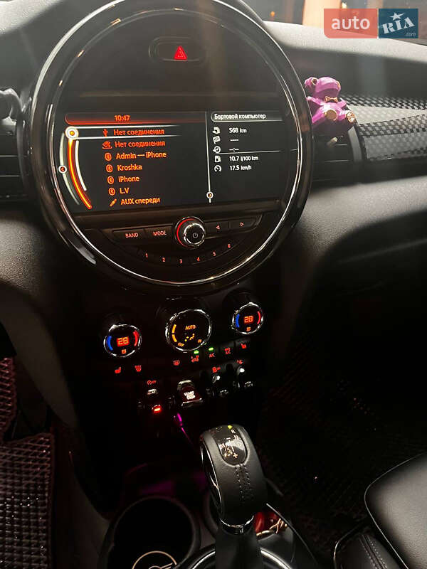 Хэтчбек MINI Cooper 2016 в Киеве фото 18 Хэтчбек MINI Cooper 2016 в Киеве