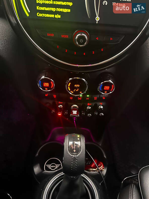 Хэтчбек MINI Cooper 2016 в Киеве фото 26 Хэтчбек MINI Cooper 2016 в Киеве