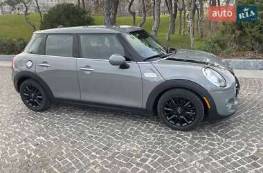 Хетчбек MINI Cooper 2018 в Дніпрі