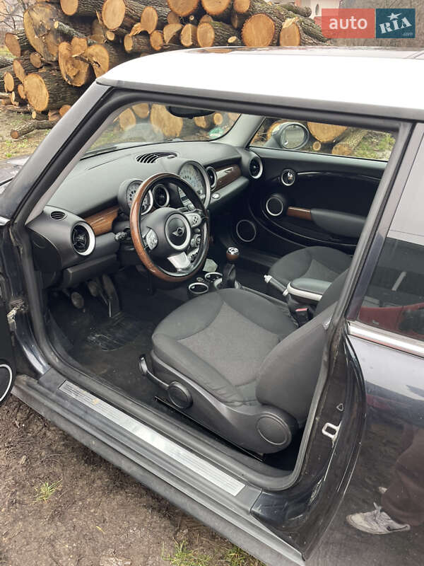 Хэтчбек MINI Cooper 2007 в Хмельницком фото 2 Хэтчбек MINI Cooper 2007 в Хмельницком