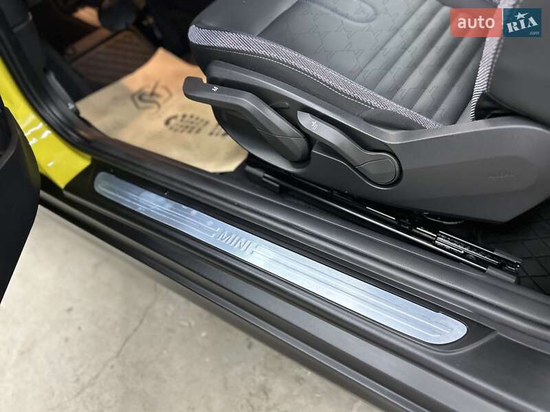 Хэтчбек MINI Cooper 2024 в Львове фото 34 Хэтчбек MINI Cooper 2024 в Львове