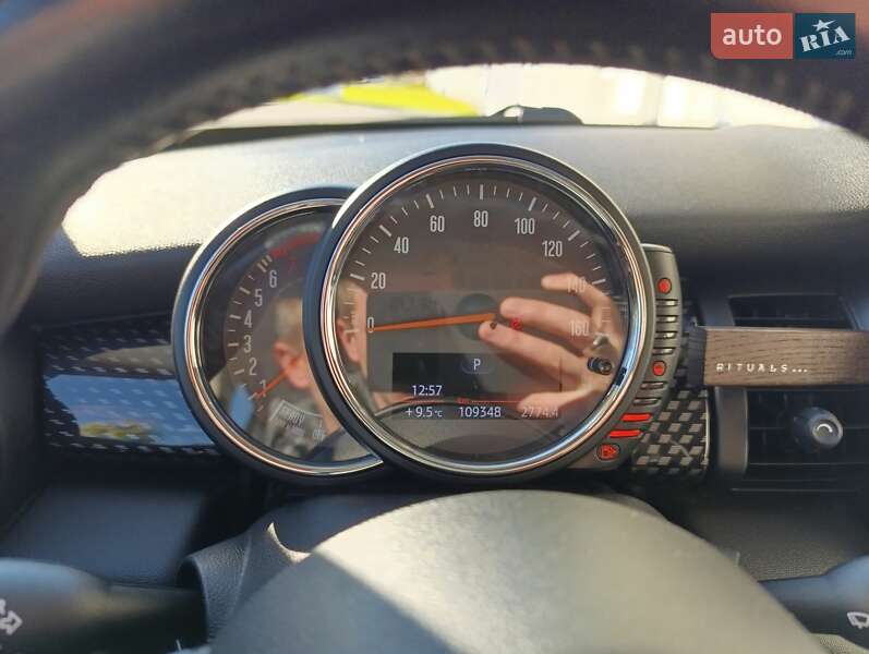 Хэтчбек MINI Cooper 2015 в Кременчуге фото 22 Хэтчбек MINI Cooper 2015 в Кременчуге