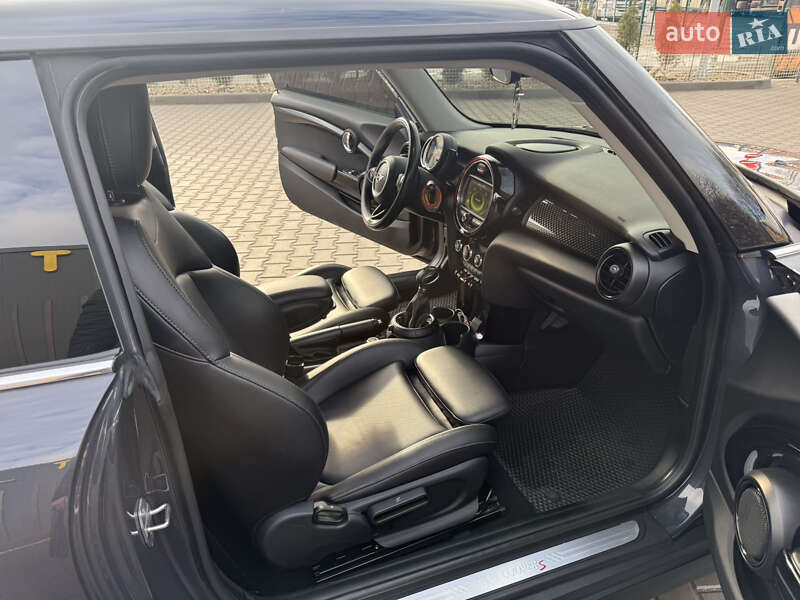 Хэтчбек MINI Cooper 2016 в Виннице фото 22 Хэтчбек MINI Cooper 2016 в Виннице