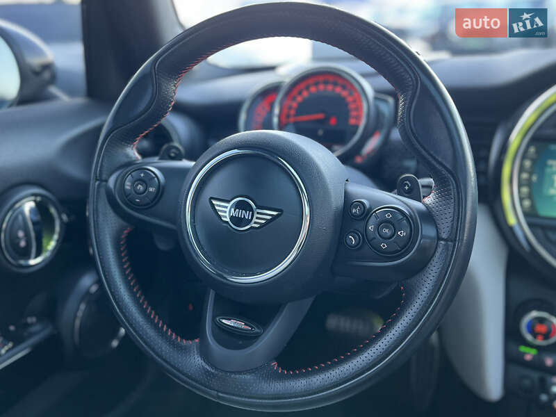 Хэтчбек MINI Cooper 2018 в Киеве фото 30 Хэтчбек MINI Cooper 2018 в Киеве