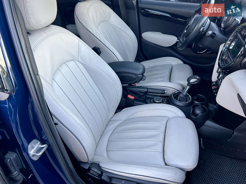 Хэтчбек MINI Cooper 2018 в Киеве фото 56 Хэтчбек MINI Cooper 2018 в Киеве