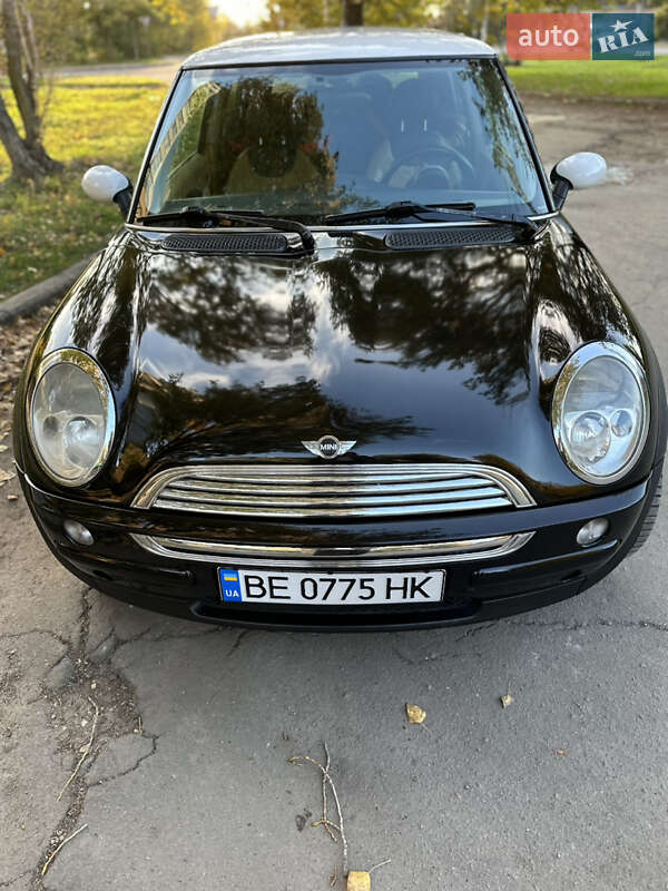 Хэтчбек MINI Cooper 2004 в Николаеве фото 2 Хэтчбек MINI Cooper 2004 в Николаеве