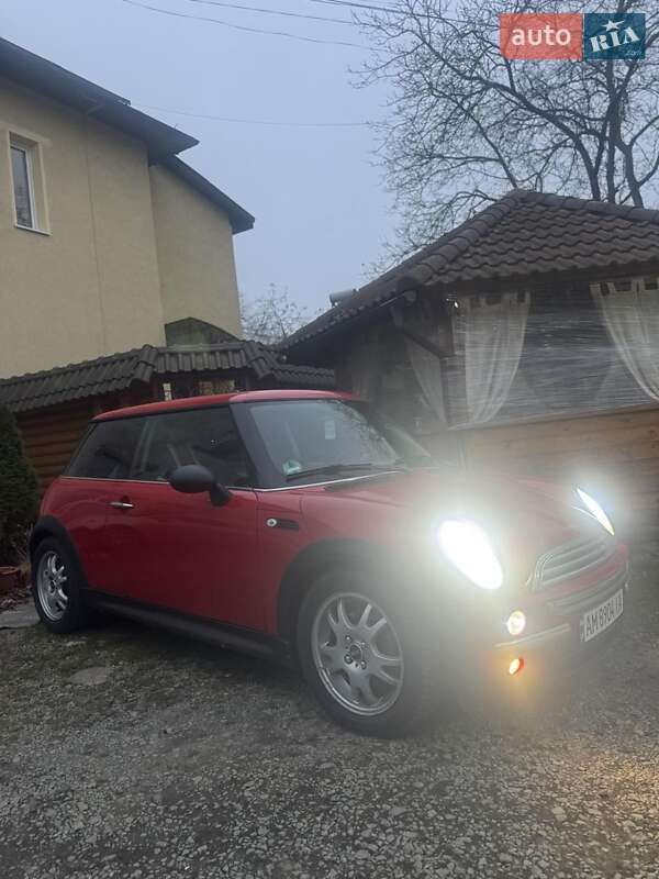 MINI Cooper 2003