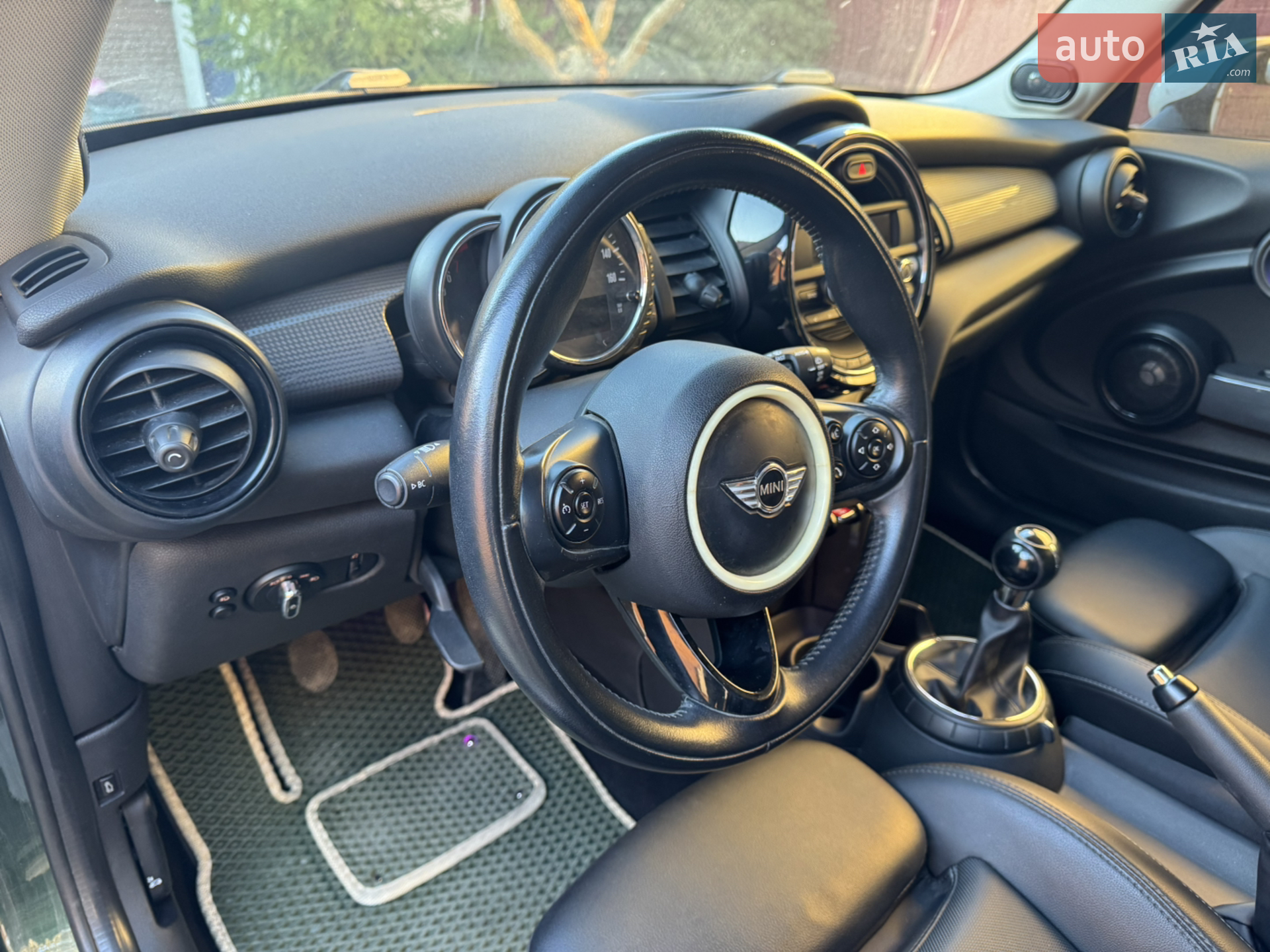 2014 MINI Cooper - мініатюра 11