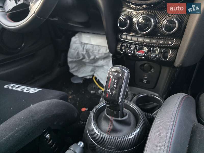 Хэтчбек MINI Cooper 2021 в Киеве