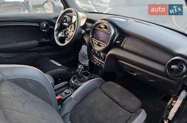 Хэтчбек MINI Cooper 2021 в Киеве