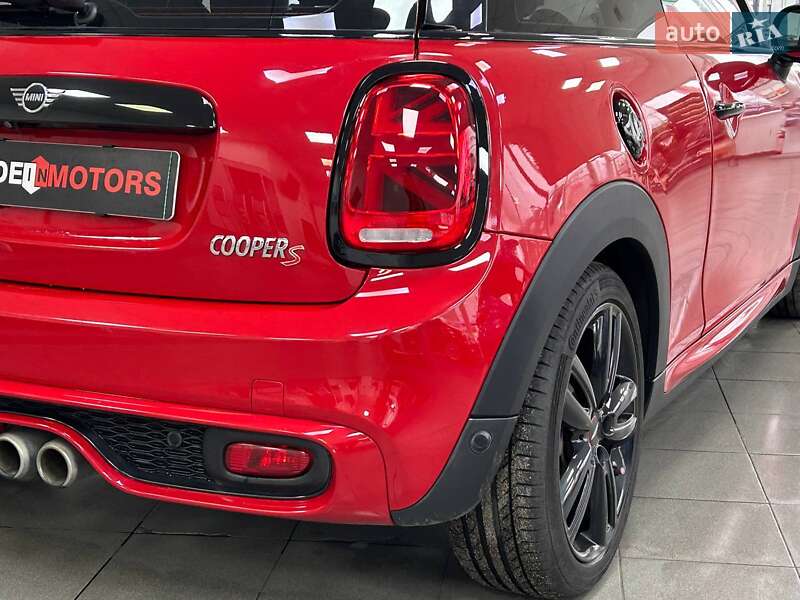 Хэтчбек MINI Cooper 2018 в Киеве фото 10 Хэтчбек MINI Cooper 2018 в Киеве