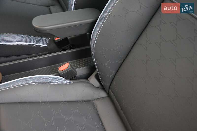 Хэтчбек MINI Cooper 2024 в Киеве