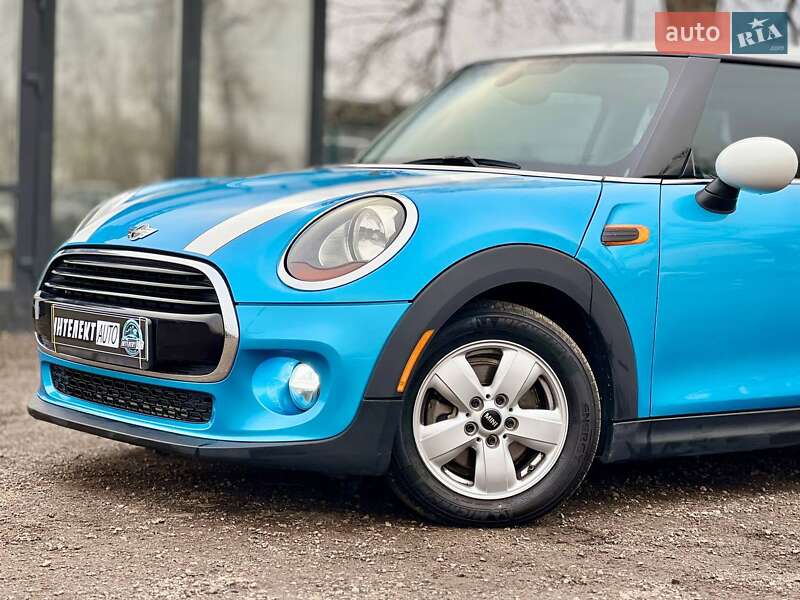 Хэтчбек MINI Cooper 2016 в Киеве