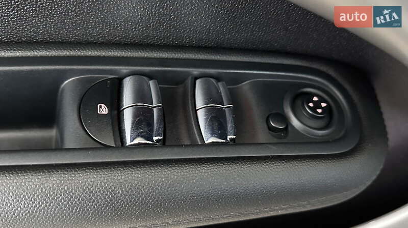 Хэтчбек MINI Cooper 2013 в Львове фото 7 Хэтчбек MINI Cooper 2013 в Львове