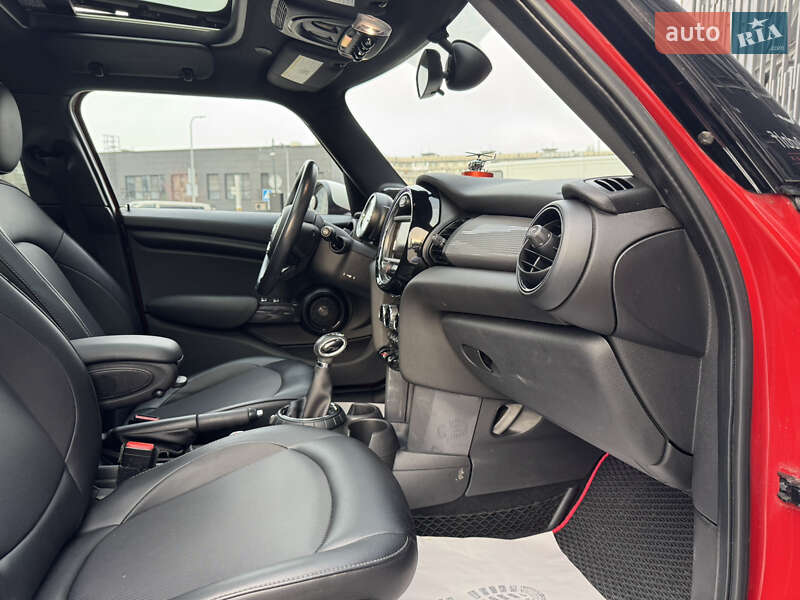 Хэтчбек MINI Cooper 2014 в Киеве