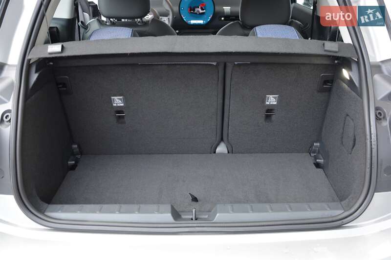 Хэтчбек MINI Cooper 2024 в Киеве