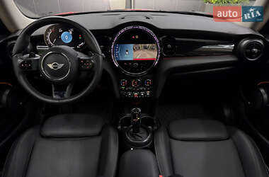 Хэтчбек MINI Cooper 2023 в Киеве