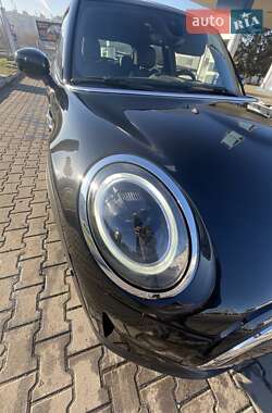 Хэтчбек MINI Cooper 2022 в Хмельницком