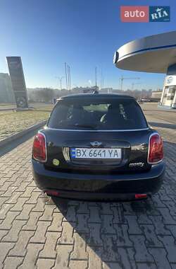 Хэтчбек MINI Cooper 2022 в Хмельницком