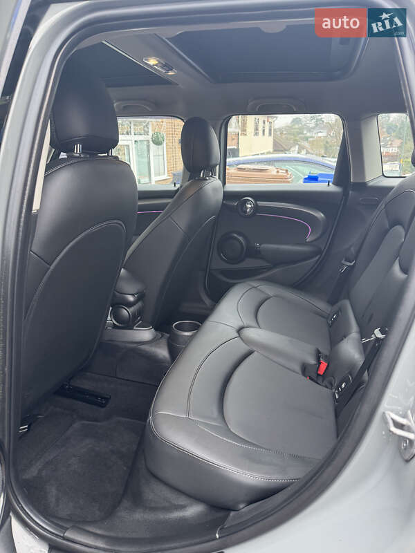 Хэтчбек MINI Cooper 2021 в Одессе