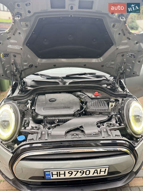 Хэтчбек MINI Cooper 2021 в Одессе