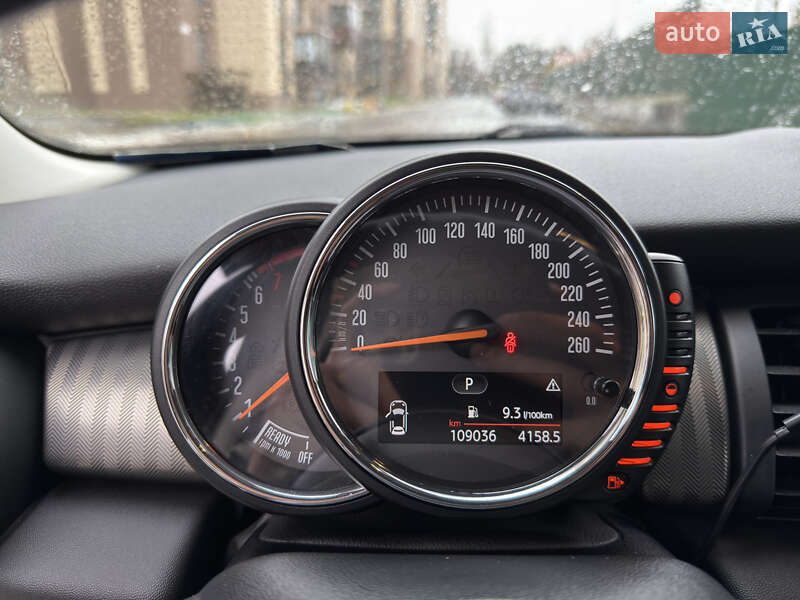 Хэтчбек MINI Cooper 2016 в Киеве