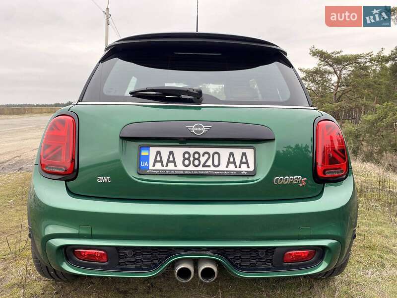 Хэтчбек MINI Cooper 2019 в Киеве