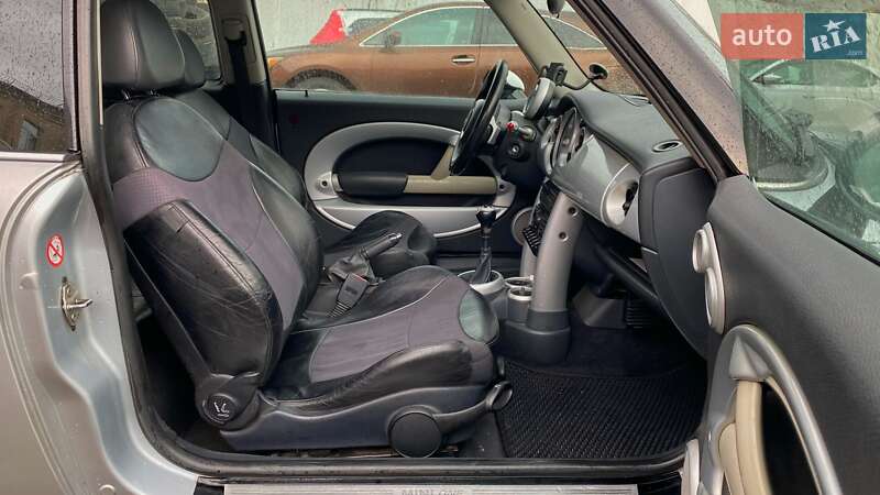 Хетчбек MINI Cooper 2002 в Києві фото 12 Хетчбек MINI Cooper 2002 в Києві