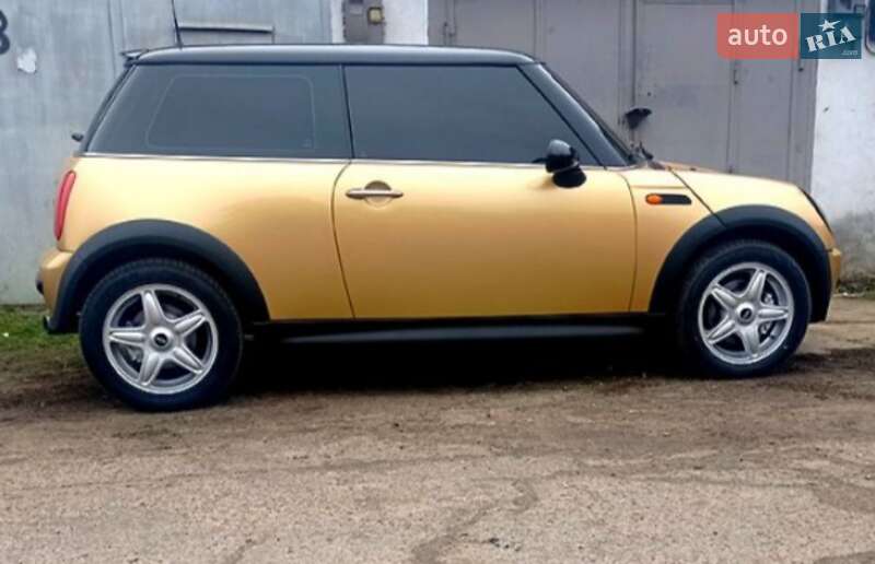 Хетчбек MINI Cooper 2003 в Миколаєві