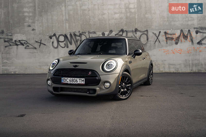 Хэтчбек MINI Cooper 2018 в Киеве