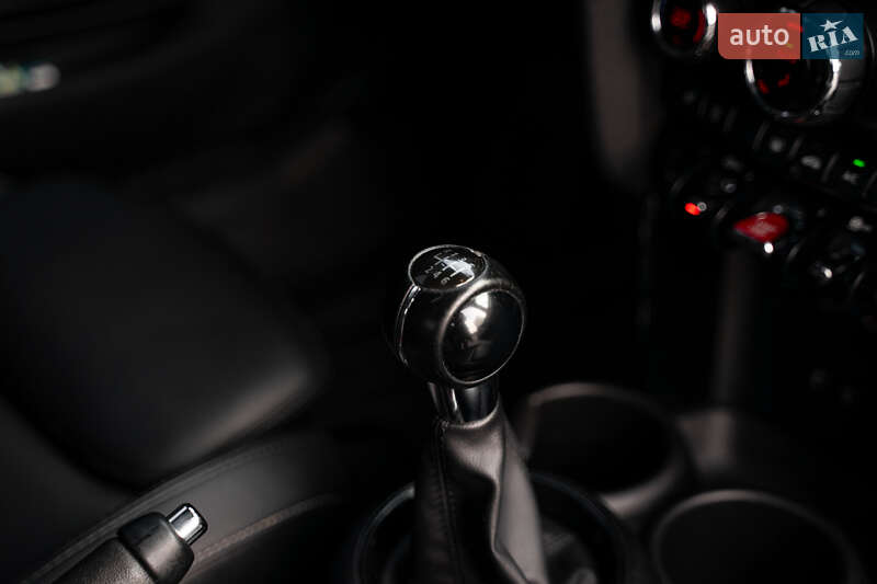 Хэтчбек MINI Cooper 2018 в Киеве