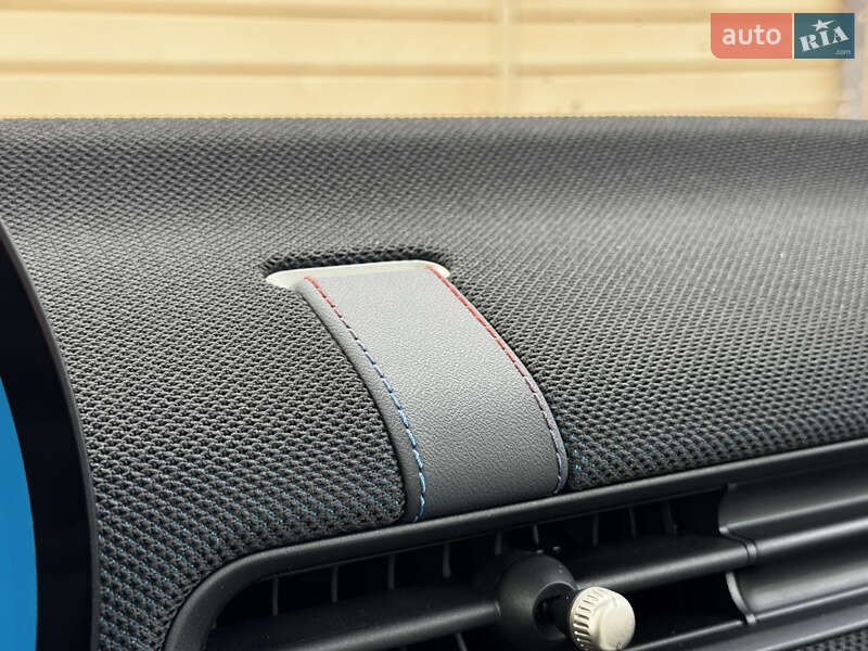 Хетчбек MINI Cooper 2024 в Києві