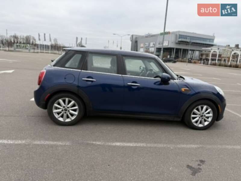 Хэтчбек MINI Cooper 2014 в Киеве