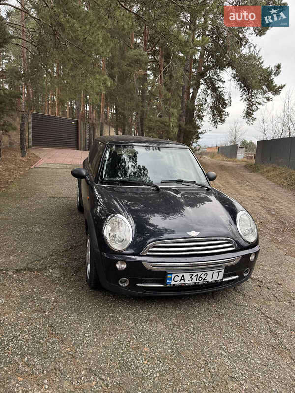 Хетчбек MINI Cooper 2003 в Києві