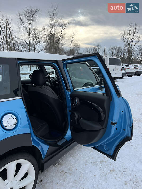 Хэтчбек MINI Cooper 2017 в Черкассах