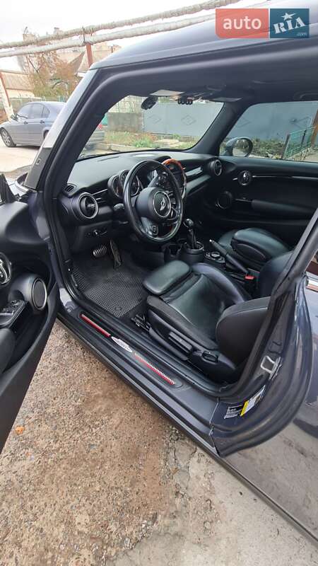 Хетчбек MINI Cooper 2014 в Южноукраїнську фото 18 Хетчбек MINI Cooper 2014 в Южноукраїнську