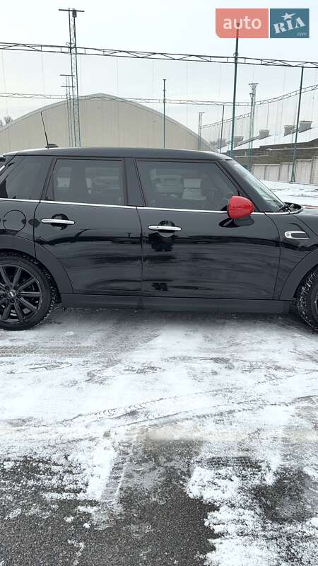 Хэтчбек MINI Cooper 2016 в Днепре