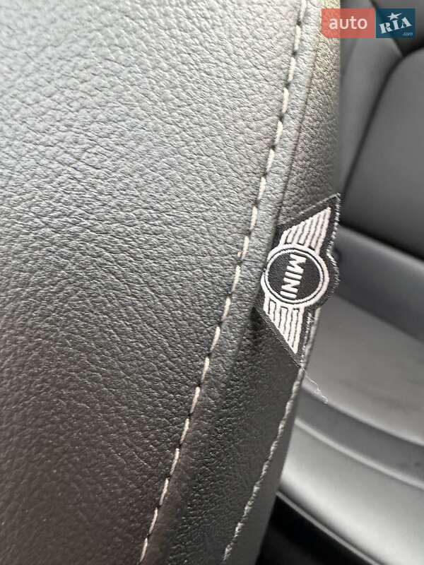 Хэтчбек MINI Cooper 2016 в Днепре