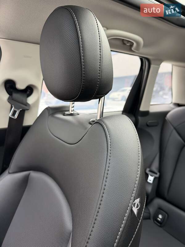 Хэтчбек MINI Cooper 2016 в Днепре