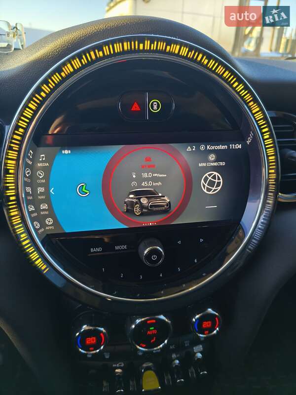 Хэтчбек MINI Cooper 2021 в Коростене