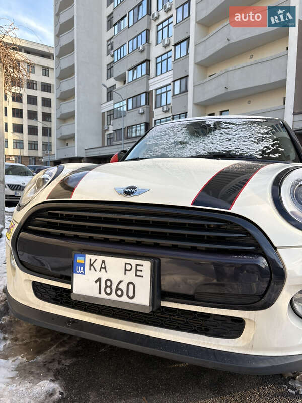 Хэтчбек MINI Cooper 2015 в Киеве