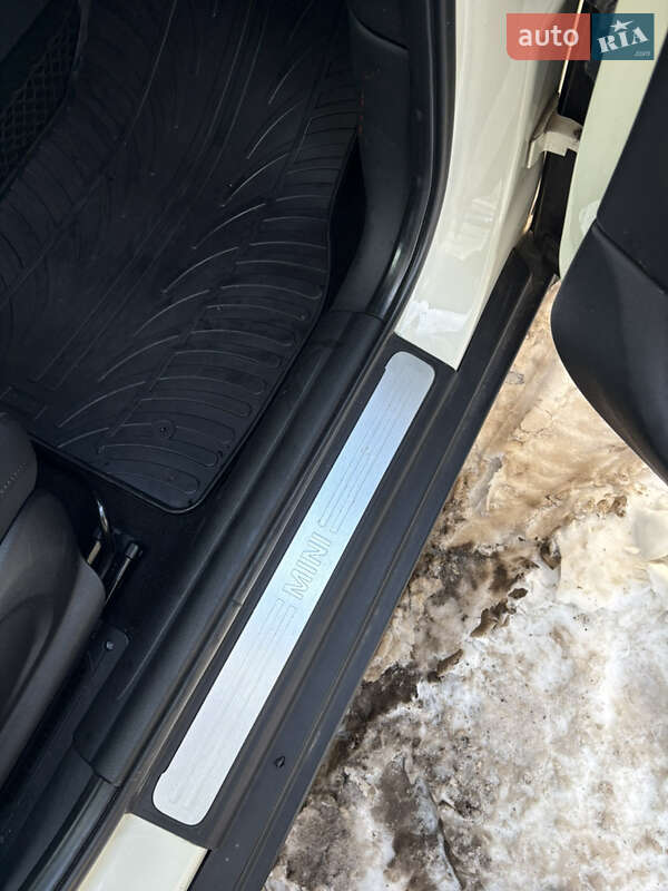 Хэтчбек MINI Cooper 2015 в Киеве