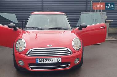 Хэтчбек MINI Cooper 2010 в Житомире