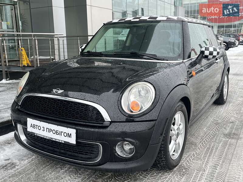 Хэтчбек MINI Cooper 2010 в Киеве